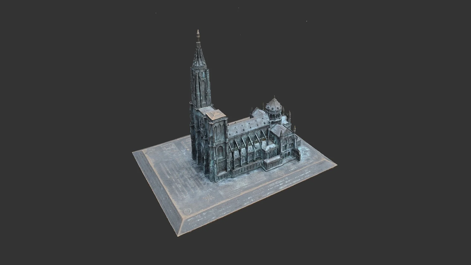 Aperçu de la maquette en bronze de la cathédrale de Strasbourg, Alsace 360